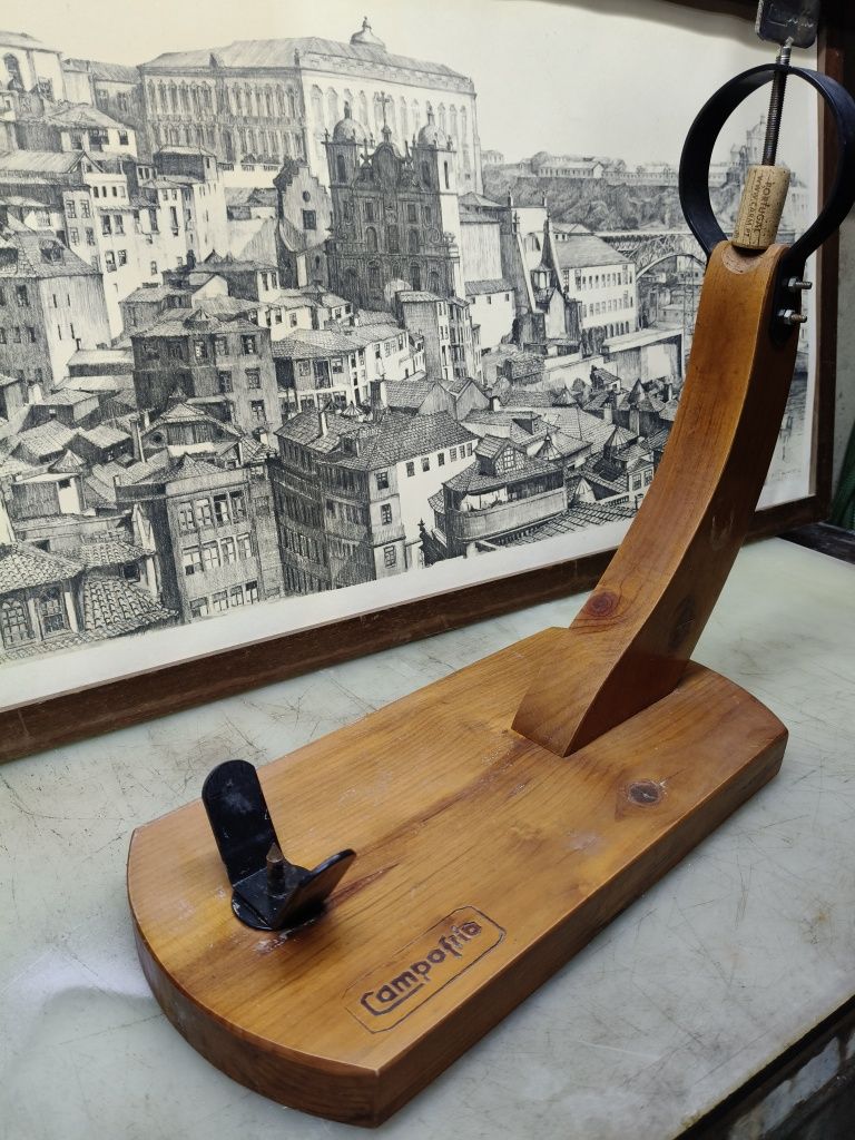 Vendo esta tábua para presunto