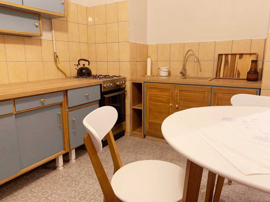 GWIAZDY pokój PO REMONCIE obok UE, UŚ, blisko Centrum, Zawodzie