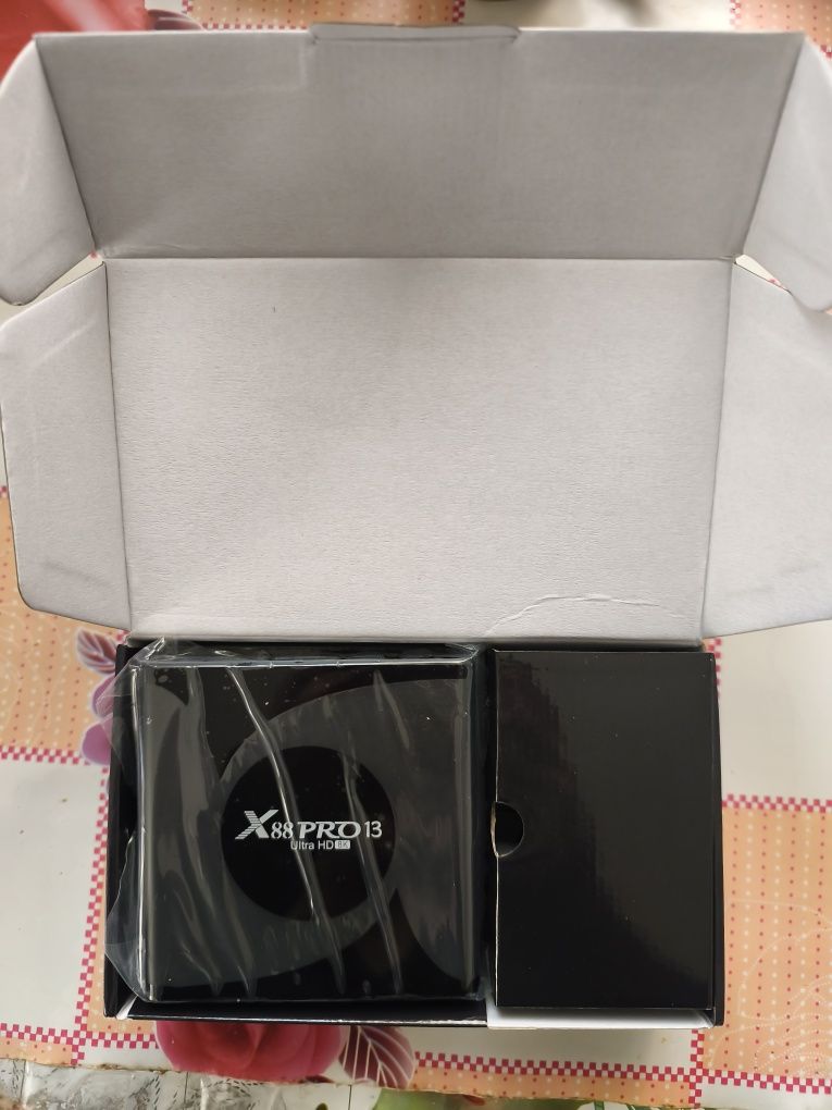 Смарт приставка X88 Pro 13 4/64