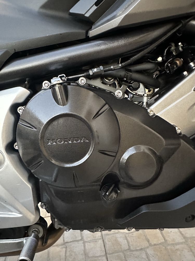 Nc750x  com poucos km