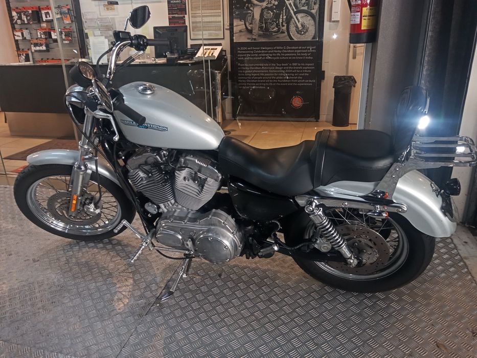 Harley-Davidson Sportster 883