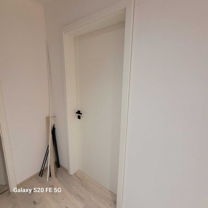 Ościeżnica regulowana