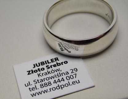 Srebrna obrączka delikatne paski dookoła  R.27. 7,6 mm.