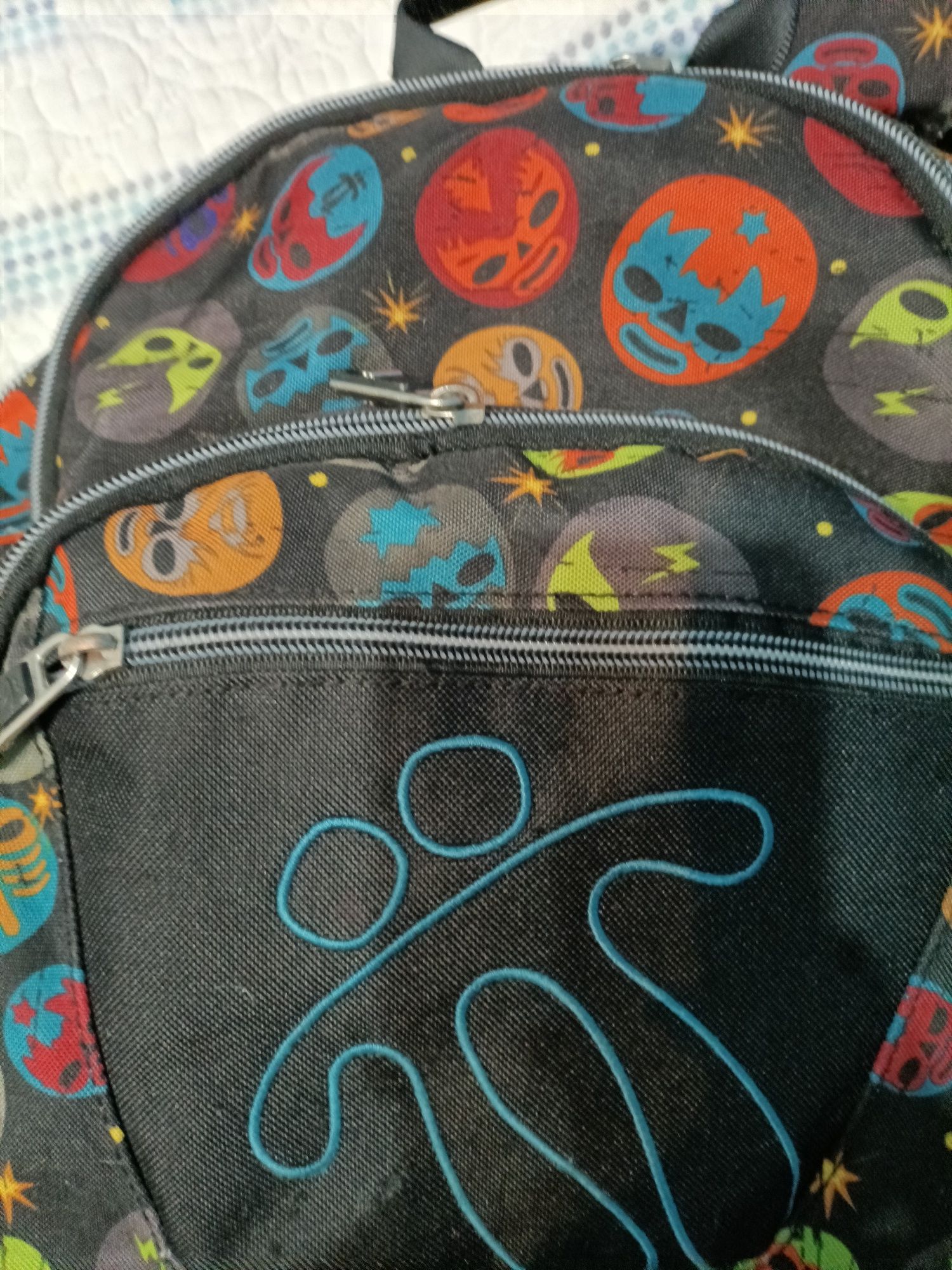 Mochila e estojo da Totto