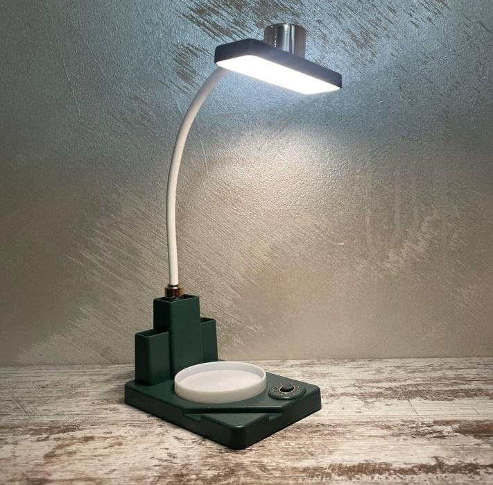 Настольная лампа гибкая аккумулятор RGB подсветаXL-156 3W
Уютная и мил