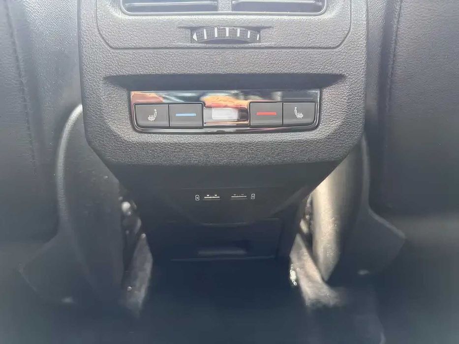 Volkswagen Touran      2018