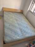 Cama de casal + Estrado