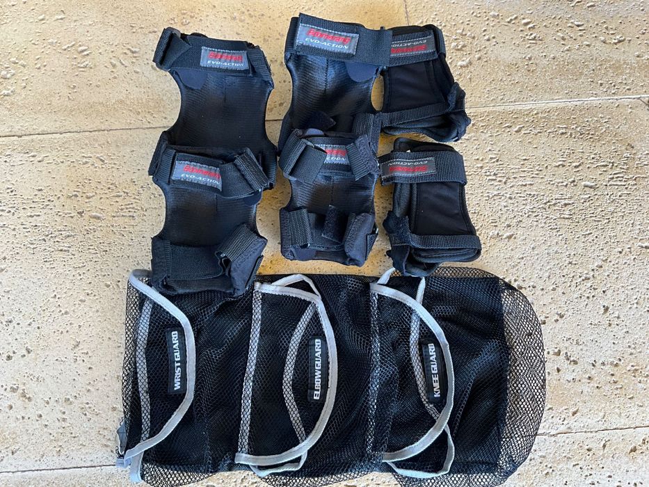 Equipamento de proteção Boomerang para patinar