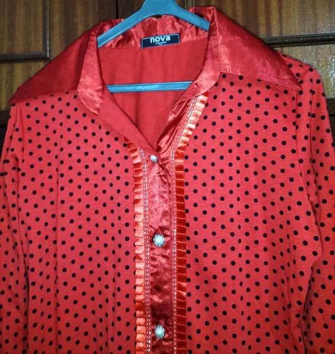 Camisa Vermelha c/Pintas