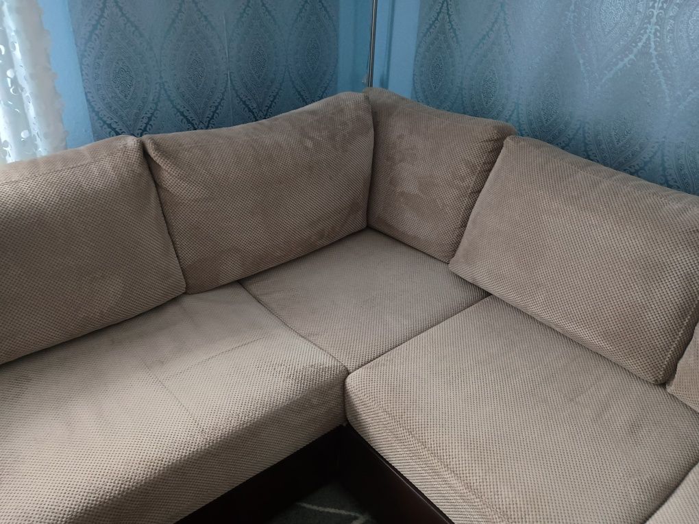Narożnik z funkcją spania
