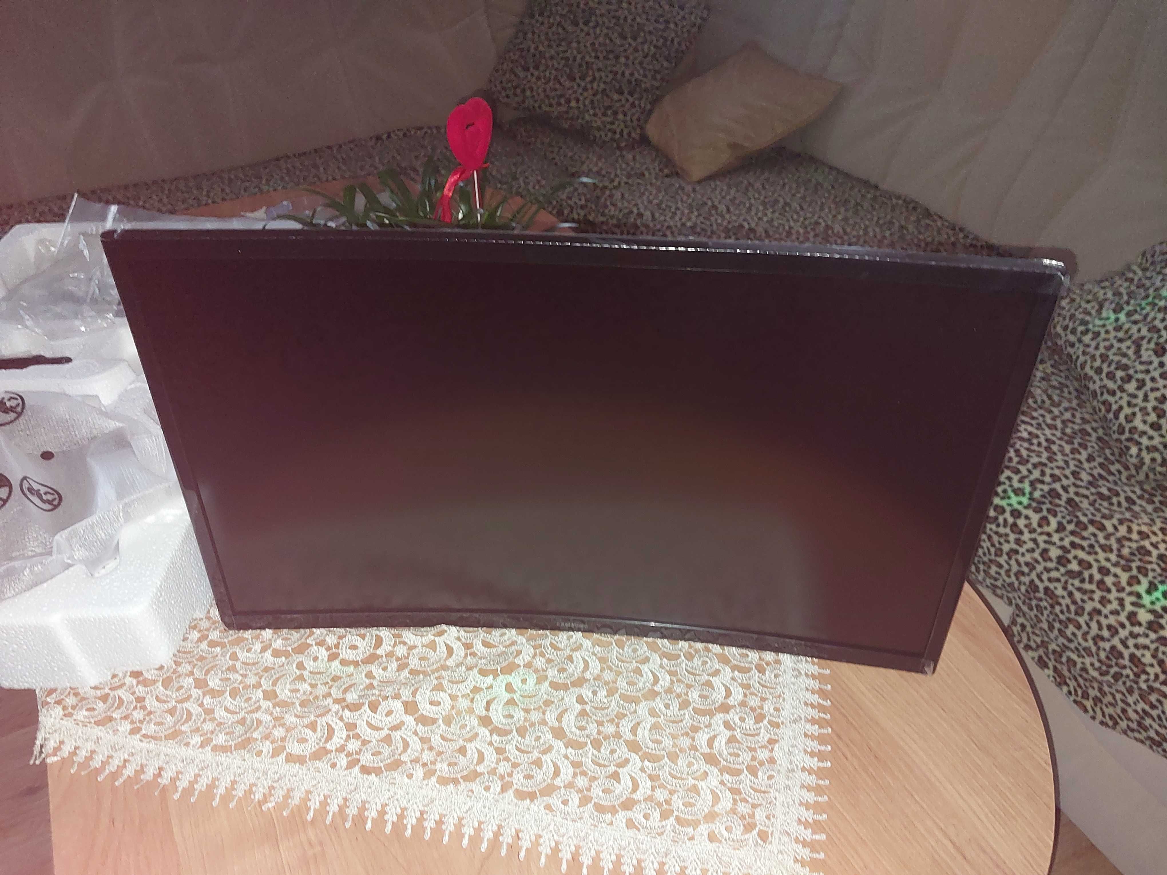 Monitor Samsung 24 cale. NOWY