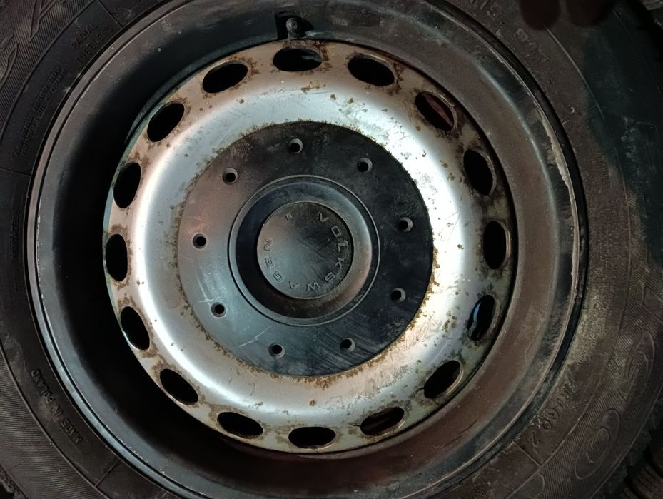 Felga stalowe  z oponami zimowymi VW