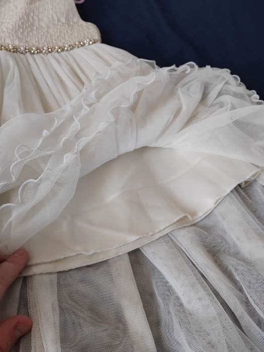 Сукня на дівчинку 5/6 років