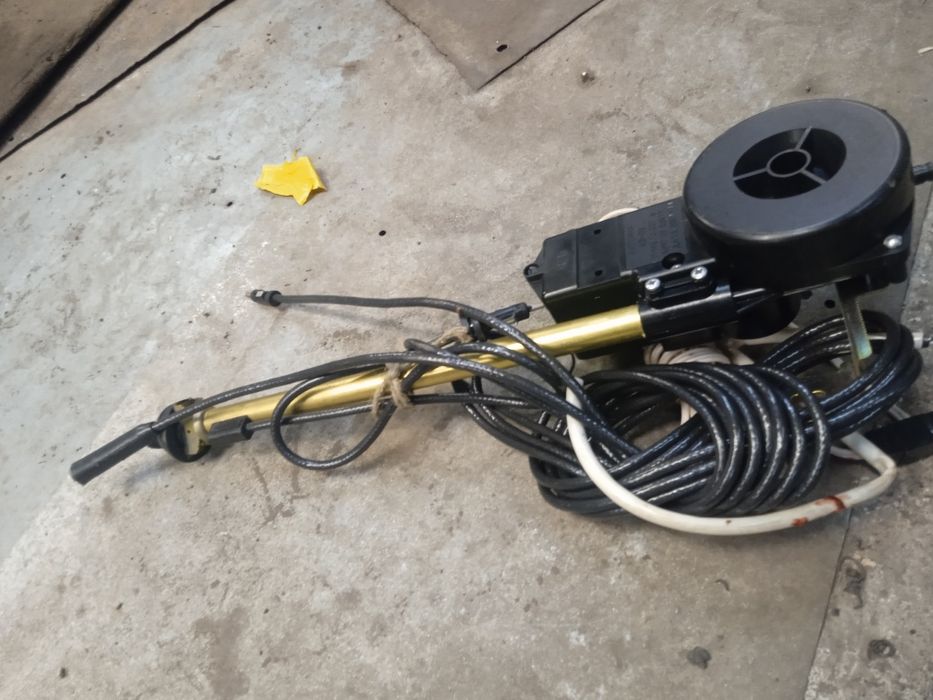 Автомобитльная радиоантенна