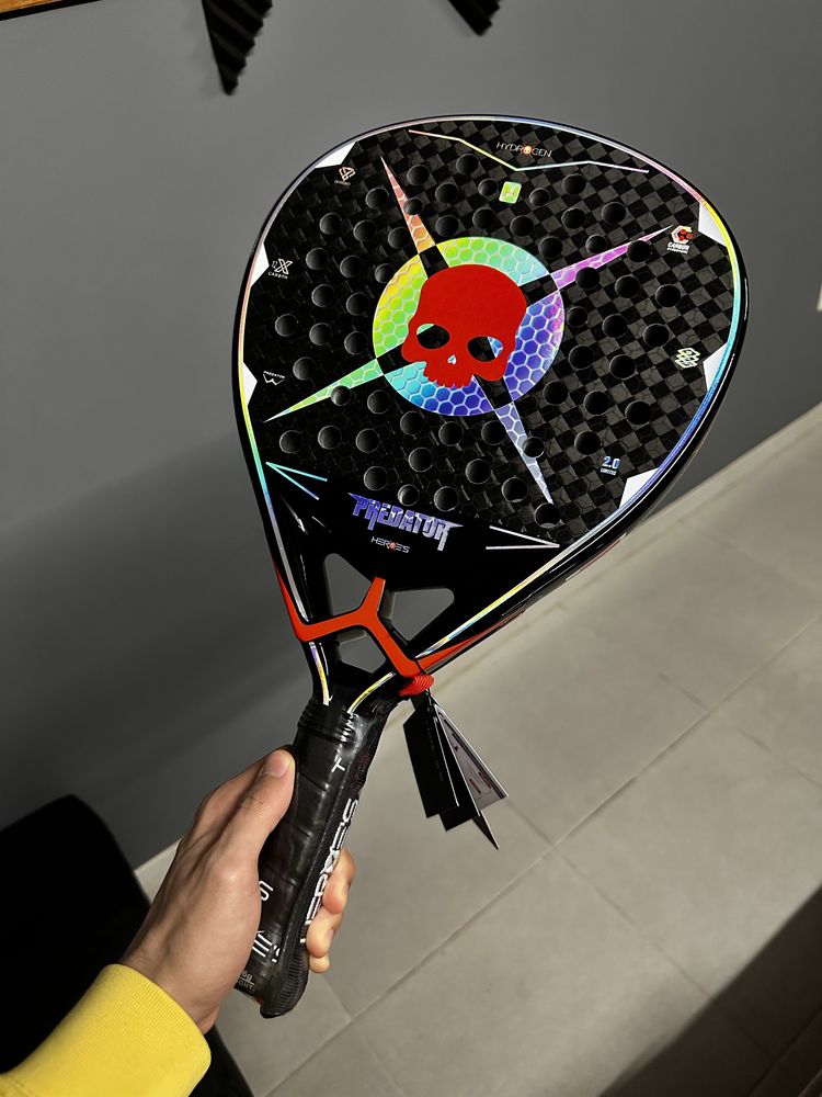 Heroes Predator LTD de Gonzalo Rubio