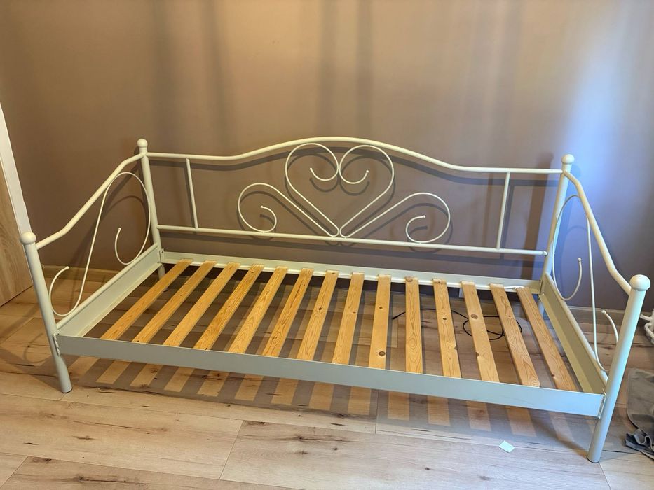 Łóżko 90x200 Dobry stan metalowe