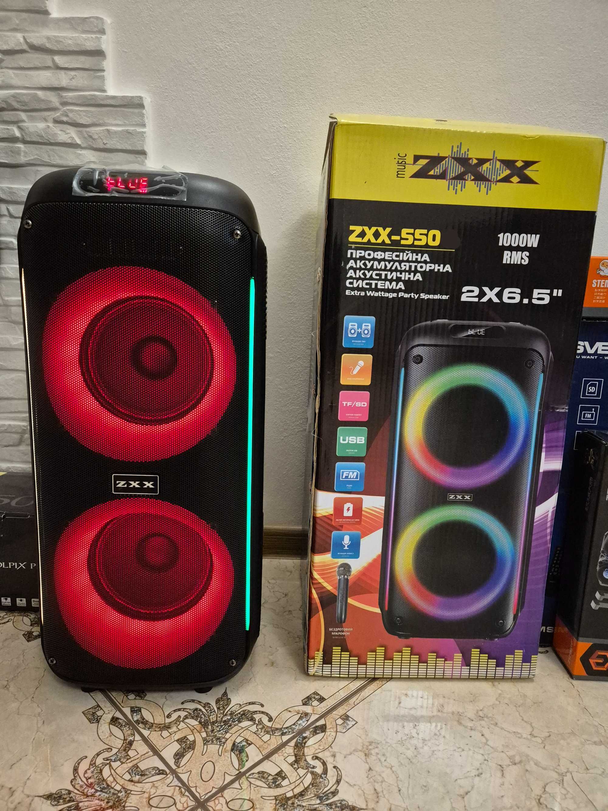 Акустична колонка ZXX 40 Вт з мікрофоном та LED-підсвіткою.