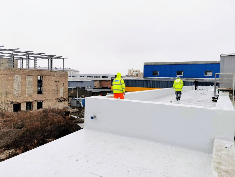 Монтаж ПВХ мембраны. Кровельные работы. Ремонт плоской крыши.