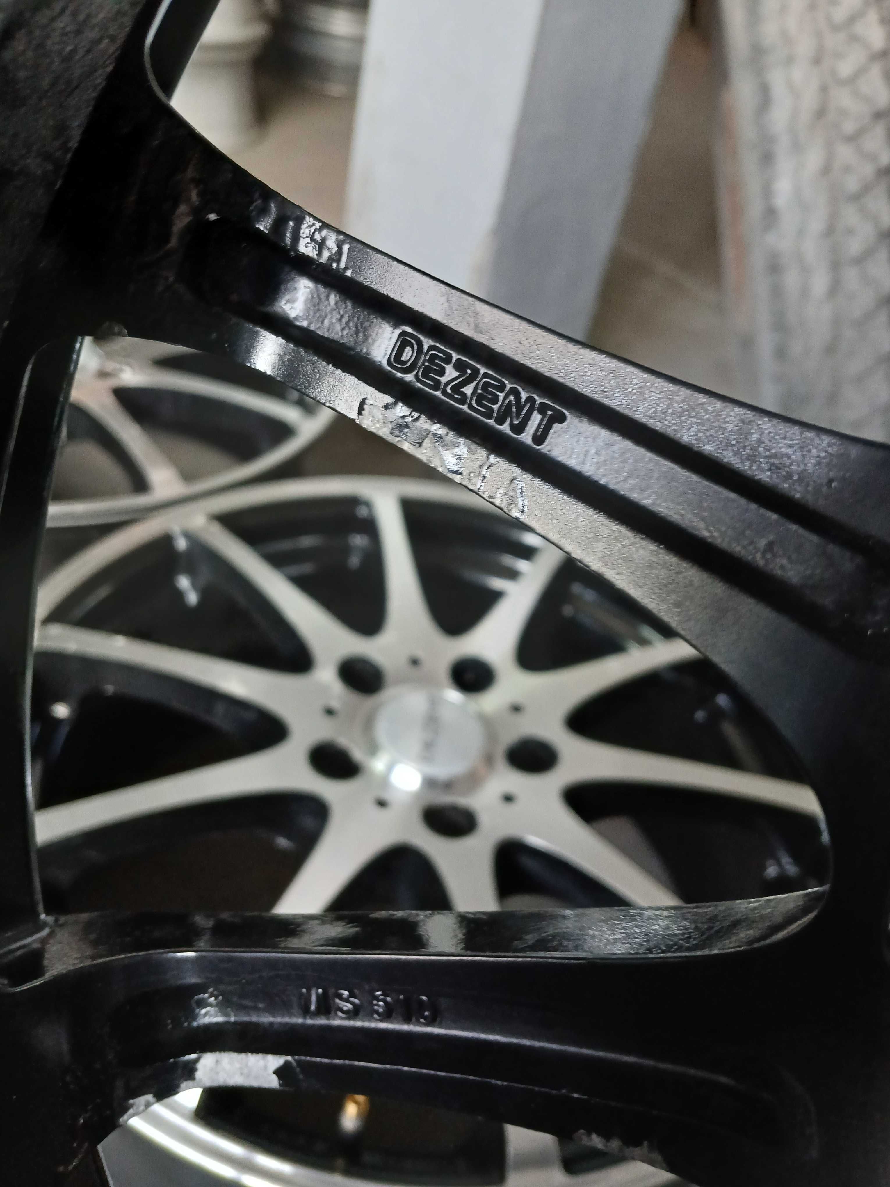 Felgi aluminiowe Dezent czarno chromowane 7j17 5x112 et 40 ch70