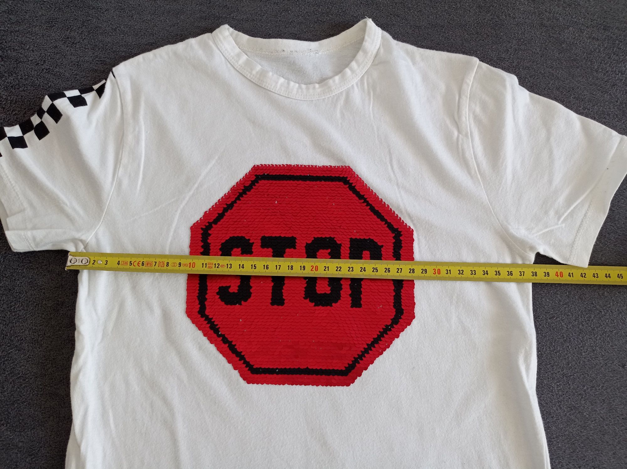 Koszulka t-shirt z cekinami H &M rozmiar 134