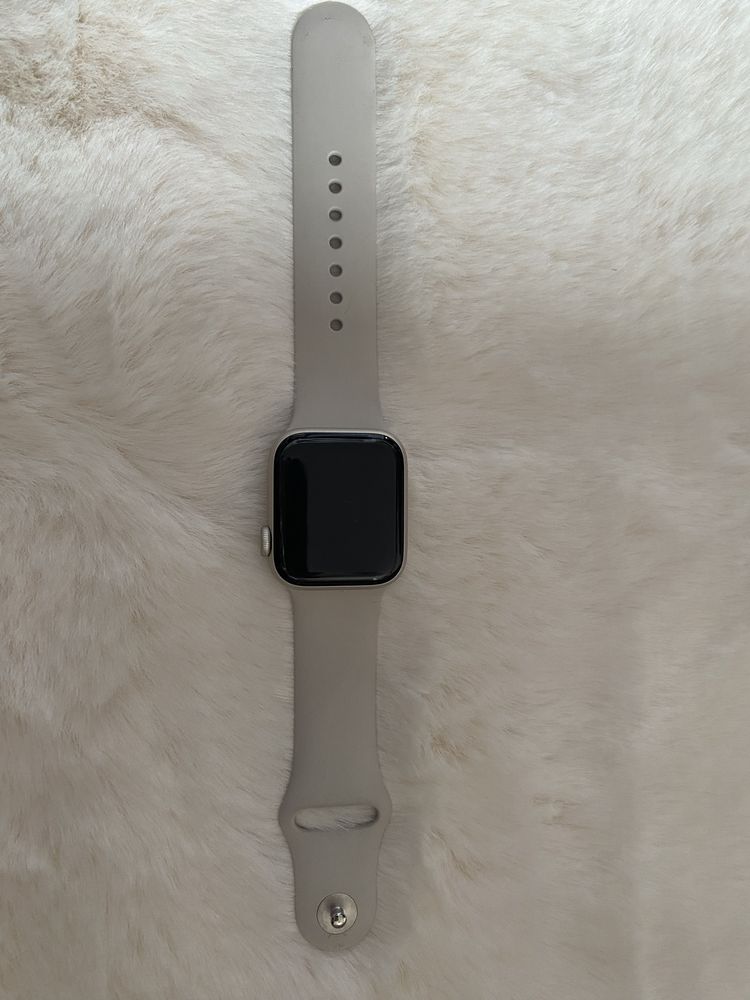 Apple watch SE 2 gen 40mm księżycowa poświata