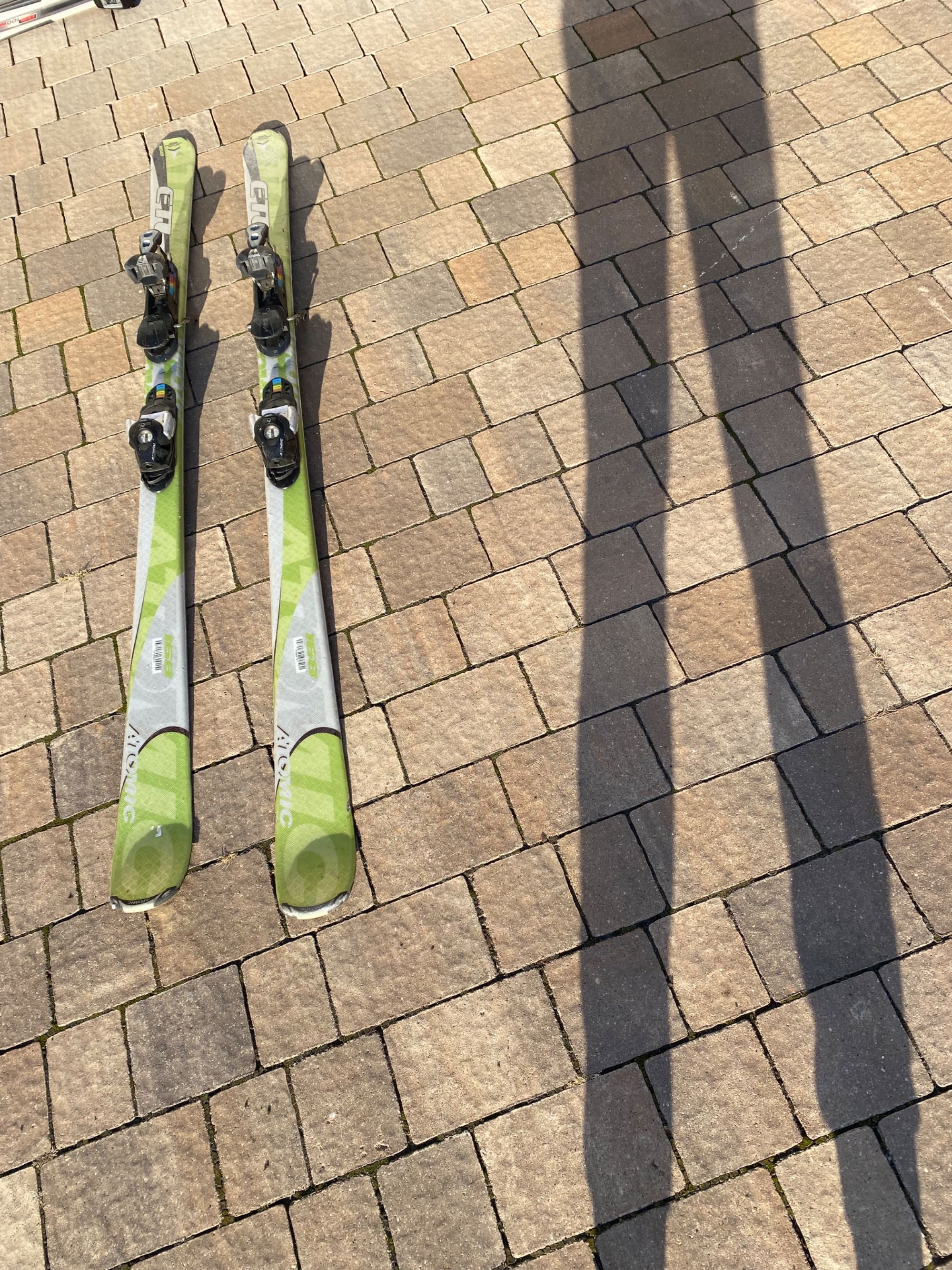 Narty Atomic 168 cm