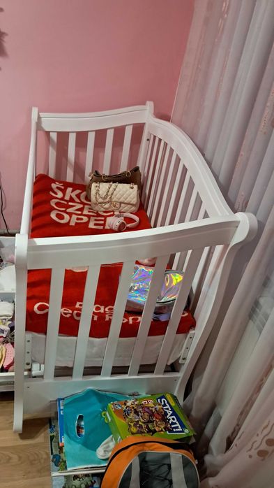 Дитяче ліжечко універсальне