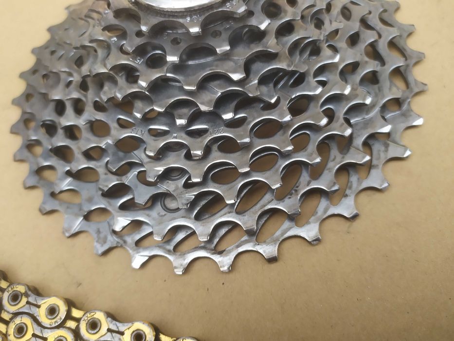 Kaseta SRAM PG-1070 + KMC X10 SL napęd 10spd
