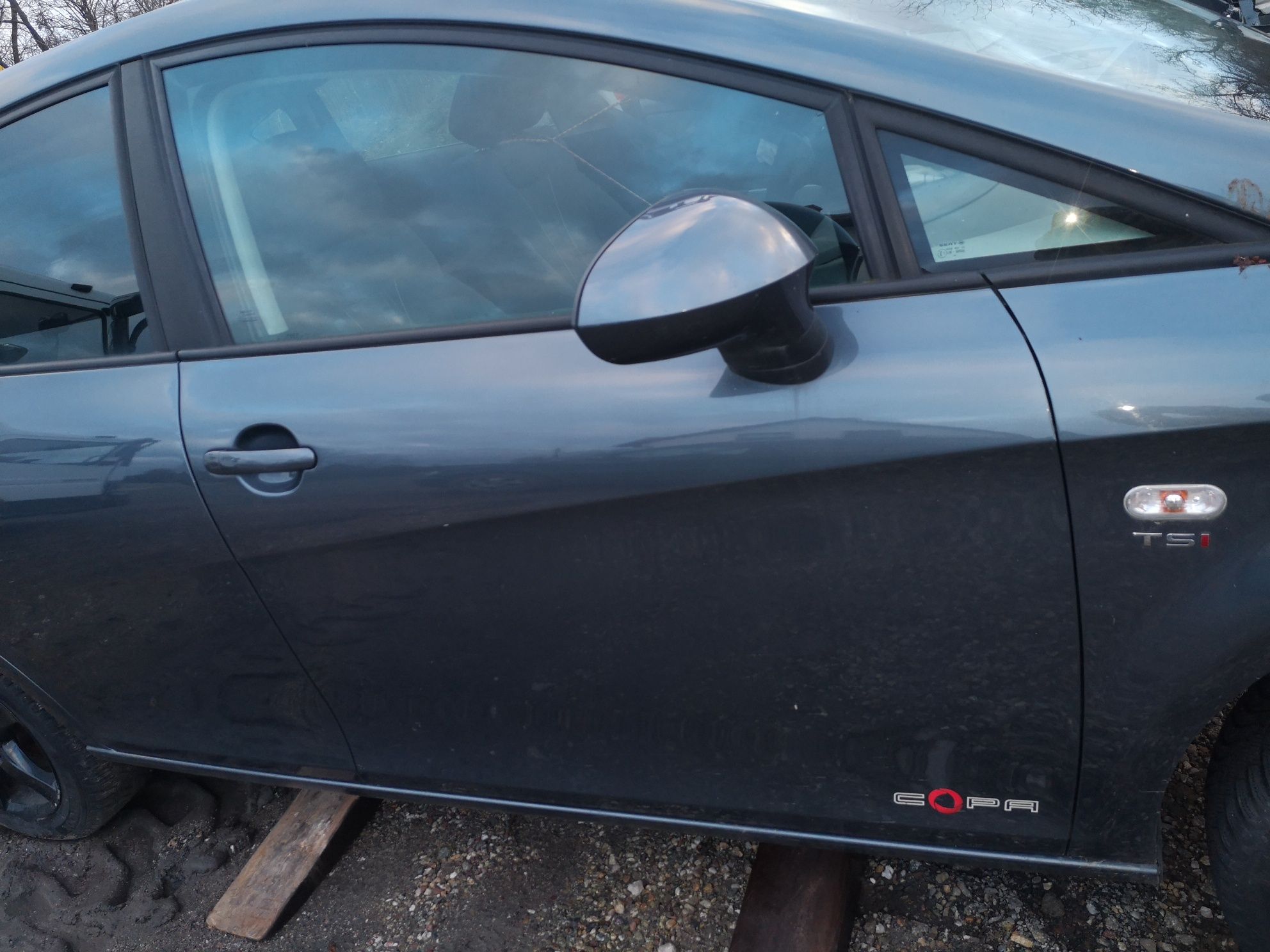 Przednie i tylnie drzwi prawa Seat Leon 3 Lift