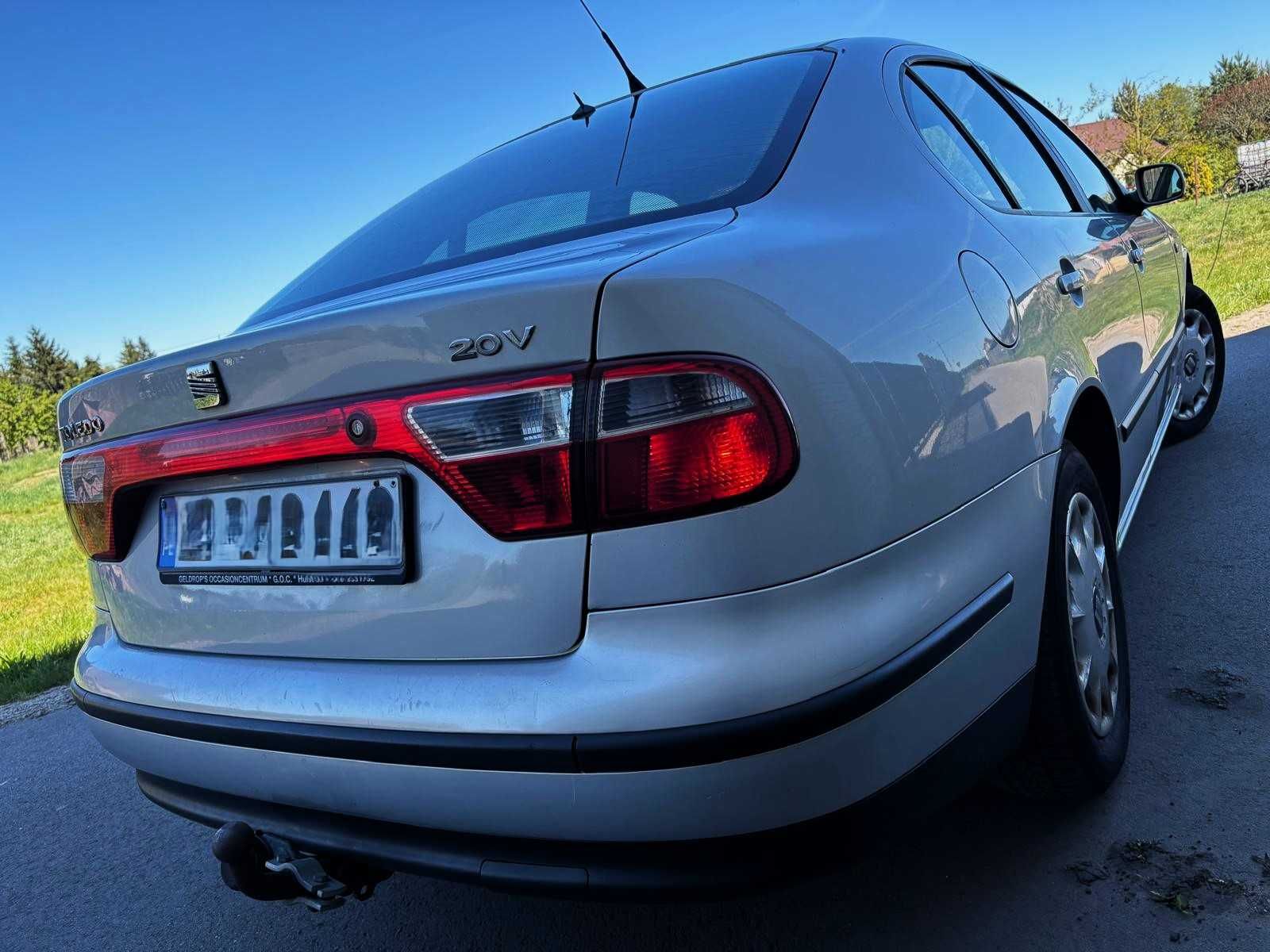 Zdrowy Seat Toledo / 1.8 125KM / 4x szyby/ Welury / Klimatronik / Hak
