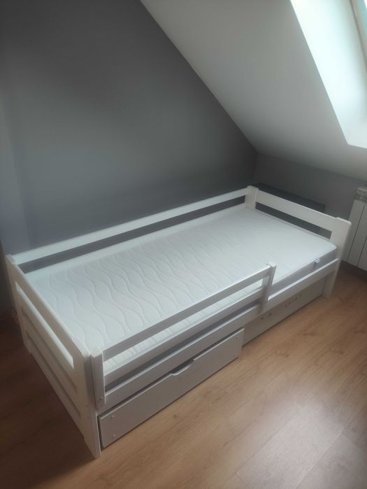 Łóżko dziecięce z szufladami + NOWY materac 80x180