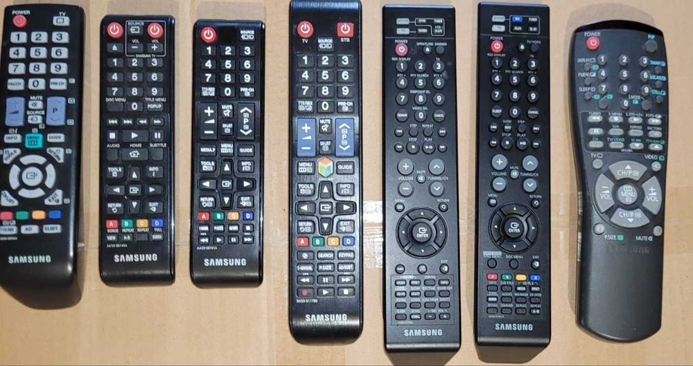 Пульти для ТВ Samsung в асортименті