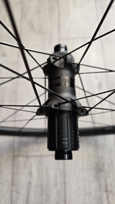 Koła szosowe Bontrager Aeolus Pro 3 karbon