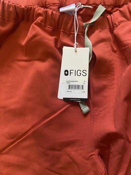 Жінчоий медичний костюм Figs