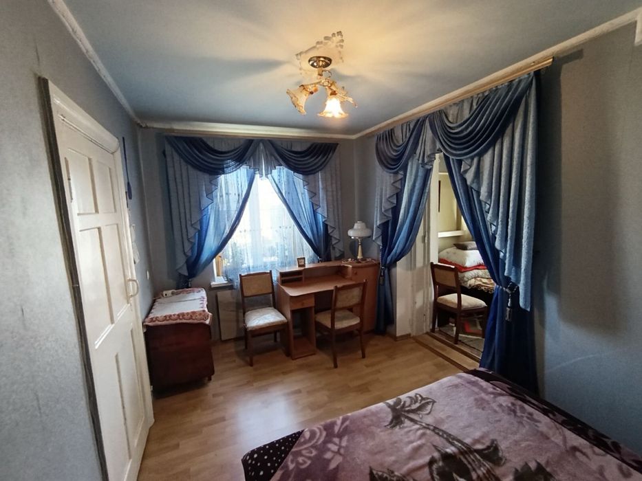 Продається 2 кімнатна квартира