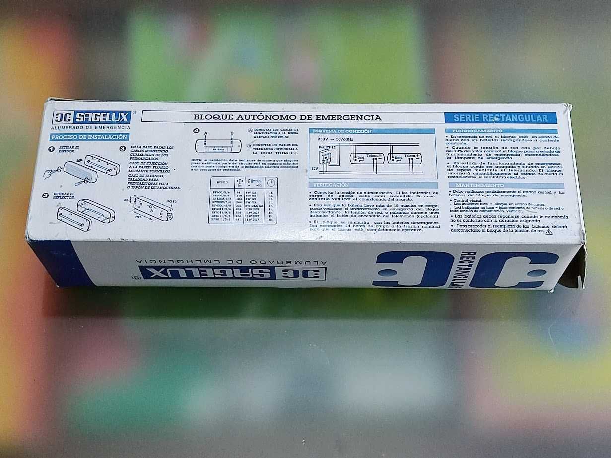 Luz lâmpada de emergência Sagelux 110 lumens