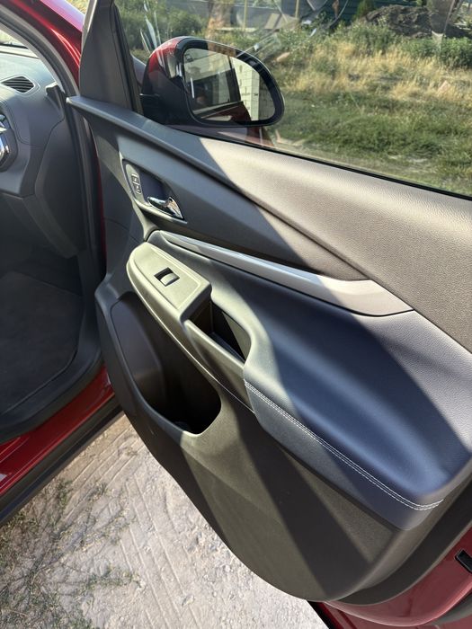 Продам Chevrolet Bolt EUV