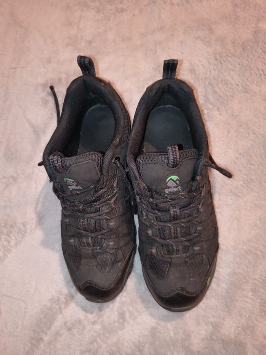Buty turystyczne chłopięce