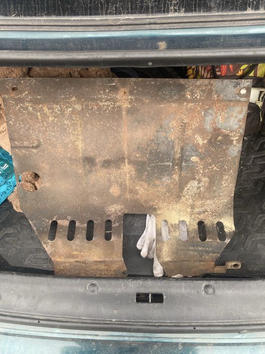 Защита двигателя таврия ,славута