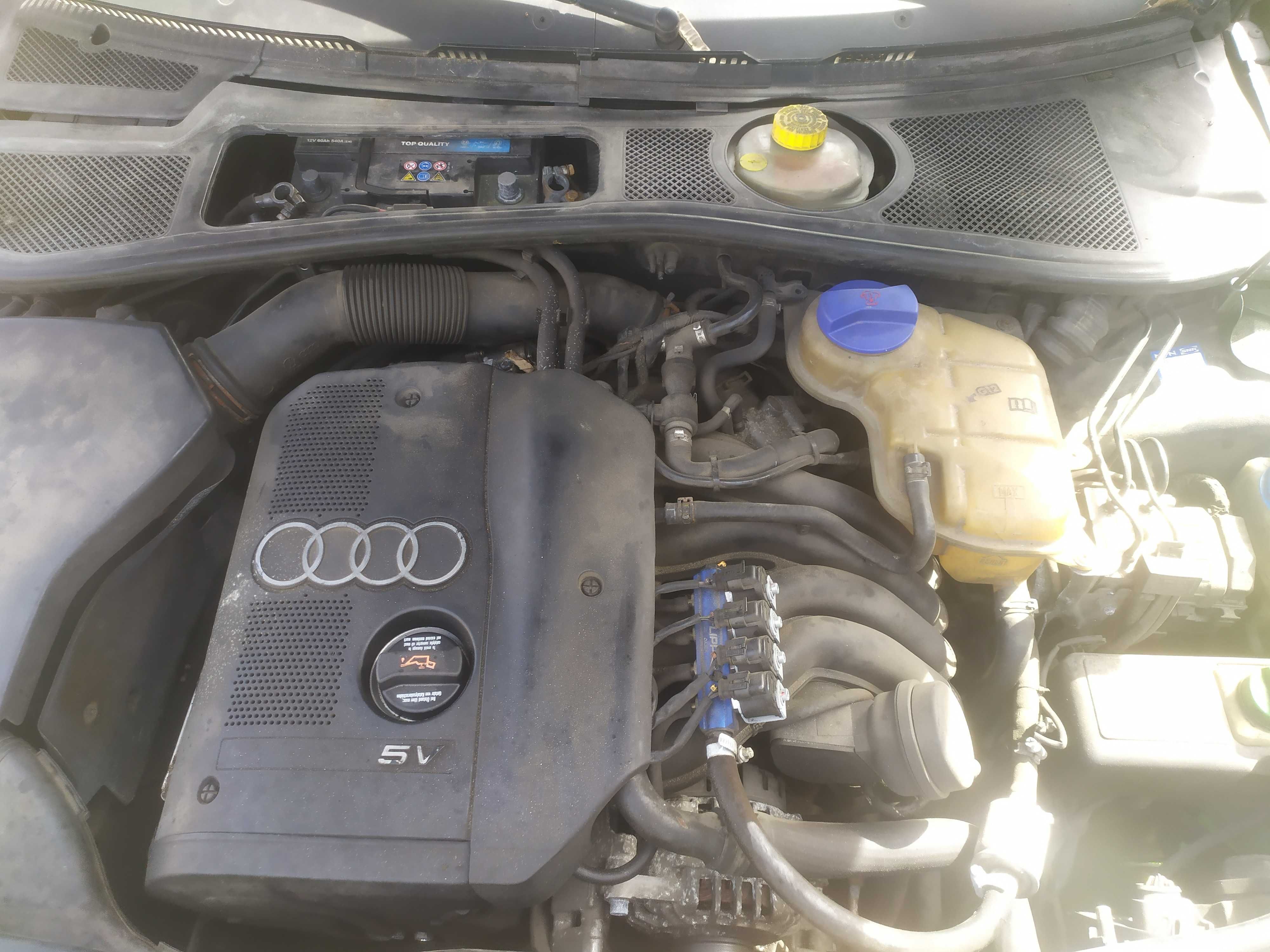Audi A4 1.8 benz/lpg