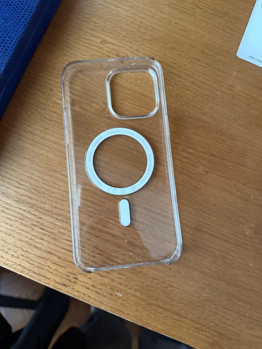 Capa iphone 14 pro max usada