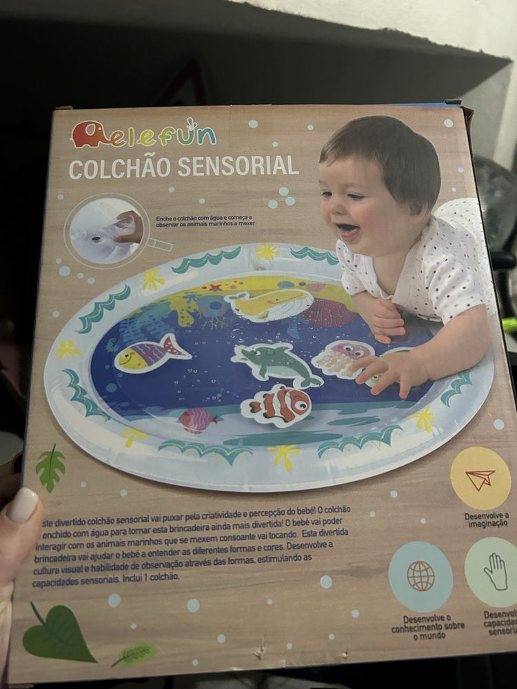 Tapete de bebé sensorial com enchimento de água