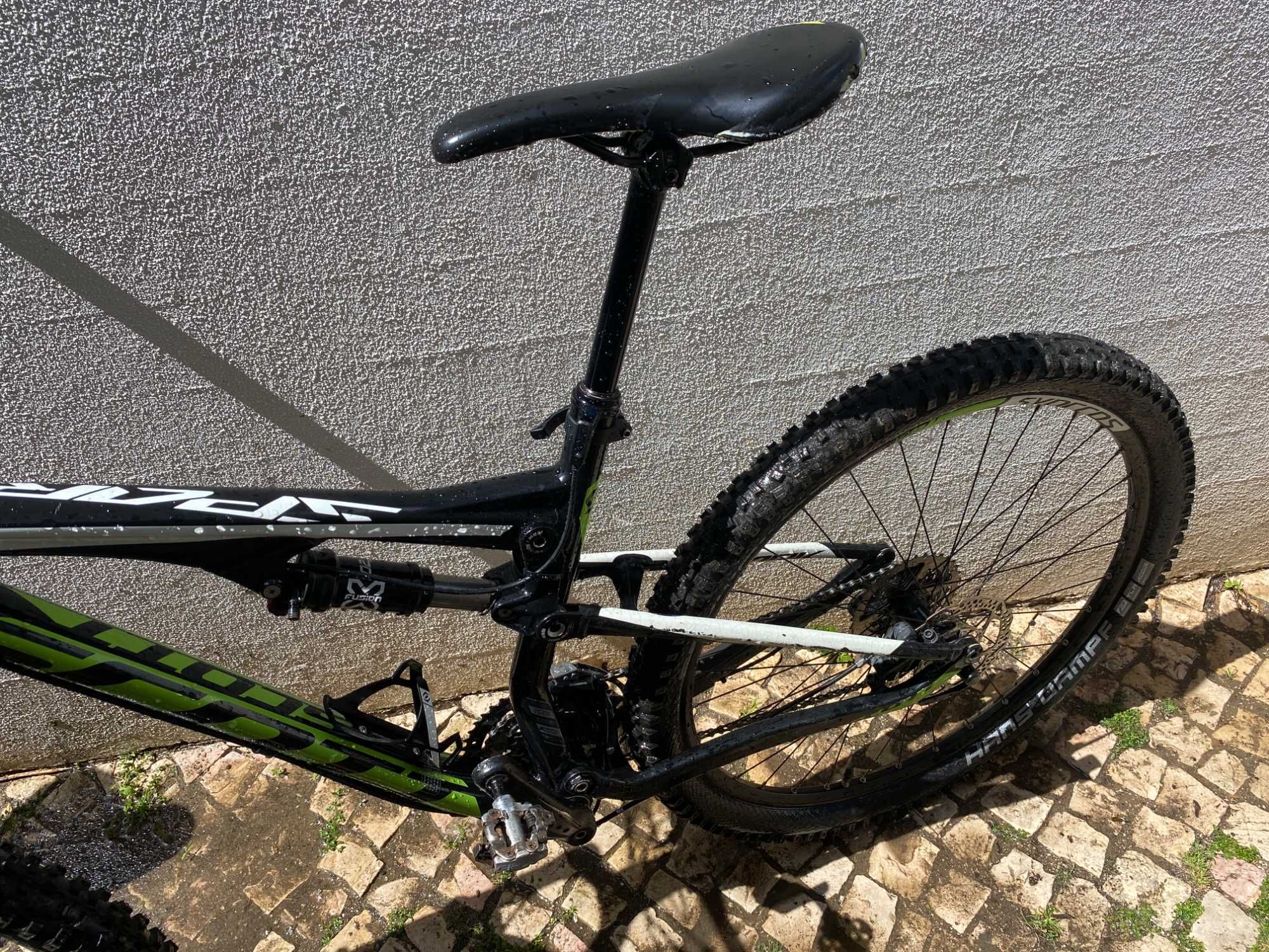 Bicicleta Scott BTT