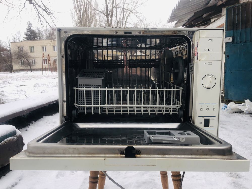 Посудомийна машина BOSCH