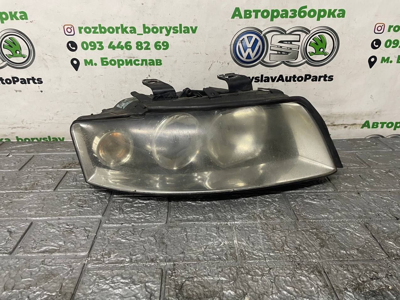 Фари Фара передня Audi A4 B6 Ауді А4 Б6