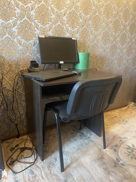 Офісний стіл, 12 штук. Б/у