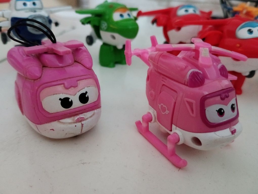 Super wings pojazdy