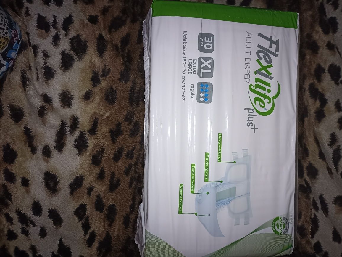 Подгузники Fleksi life plus хl  для взрослых.