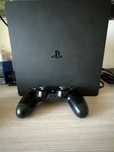 Playstation 4 com comando e jogos