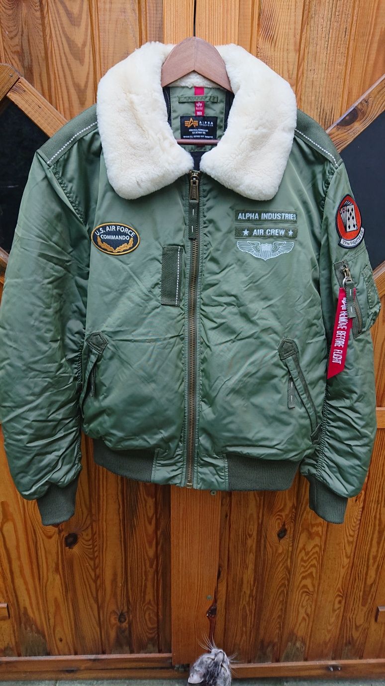 Alpha Industries Injector 3 Air Force zielona oliwkowa kurtka pilotka.